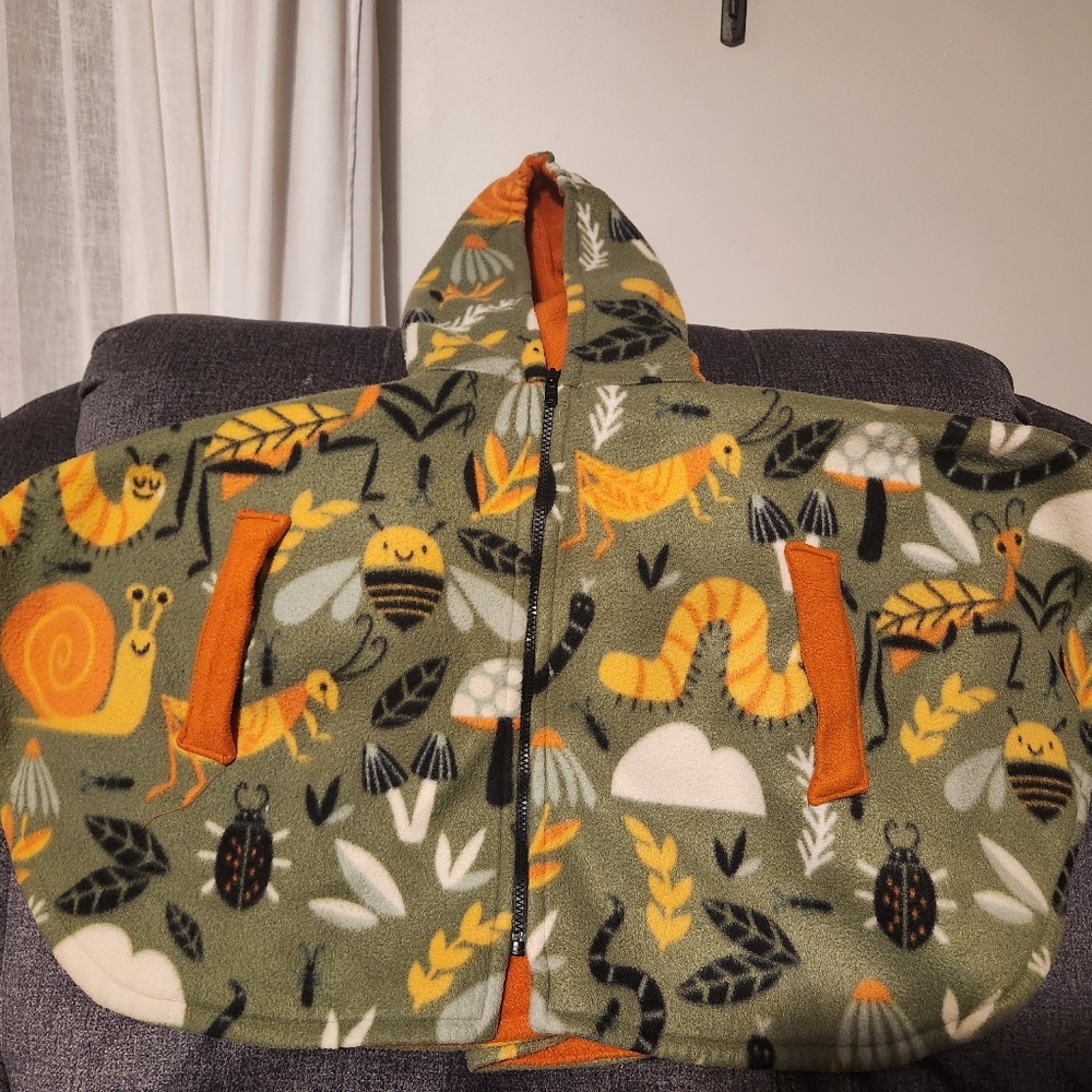 Handmade carseat poncho 2t 3t